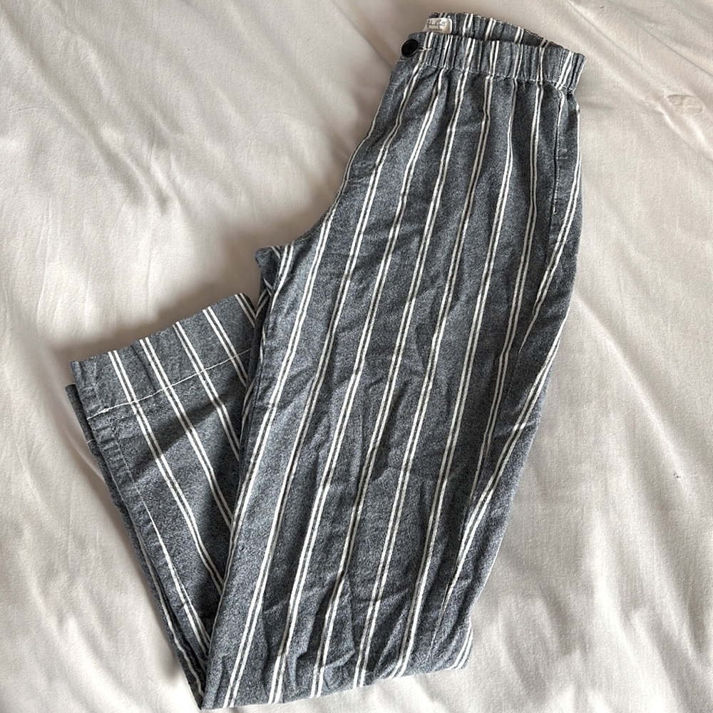 Brandy Melville pants